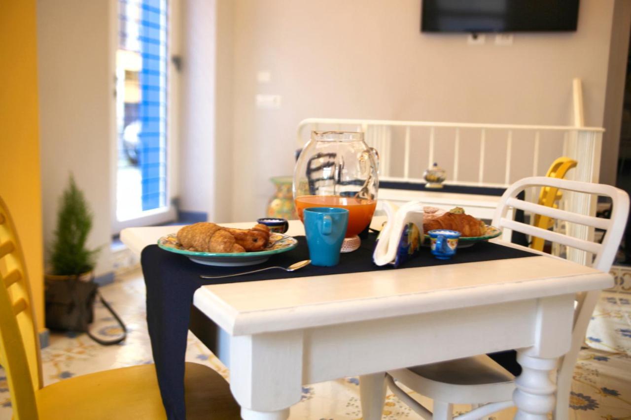 ノチェーラ・スペリオーレ Domus Vilu Bed & Breakfast エクステリア 写真
