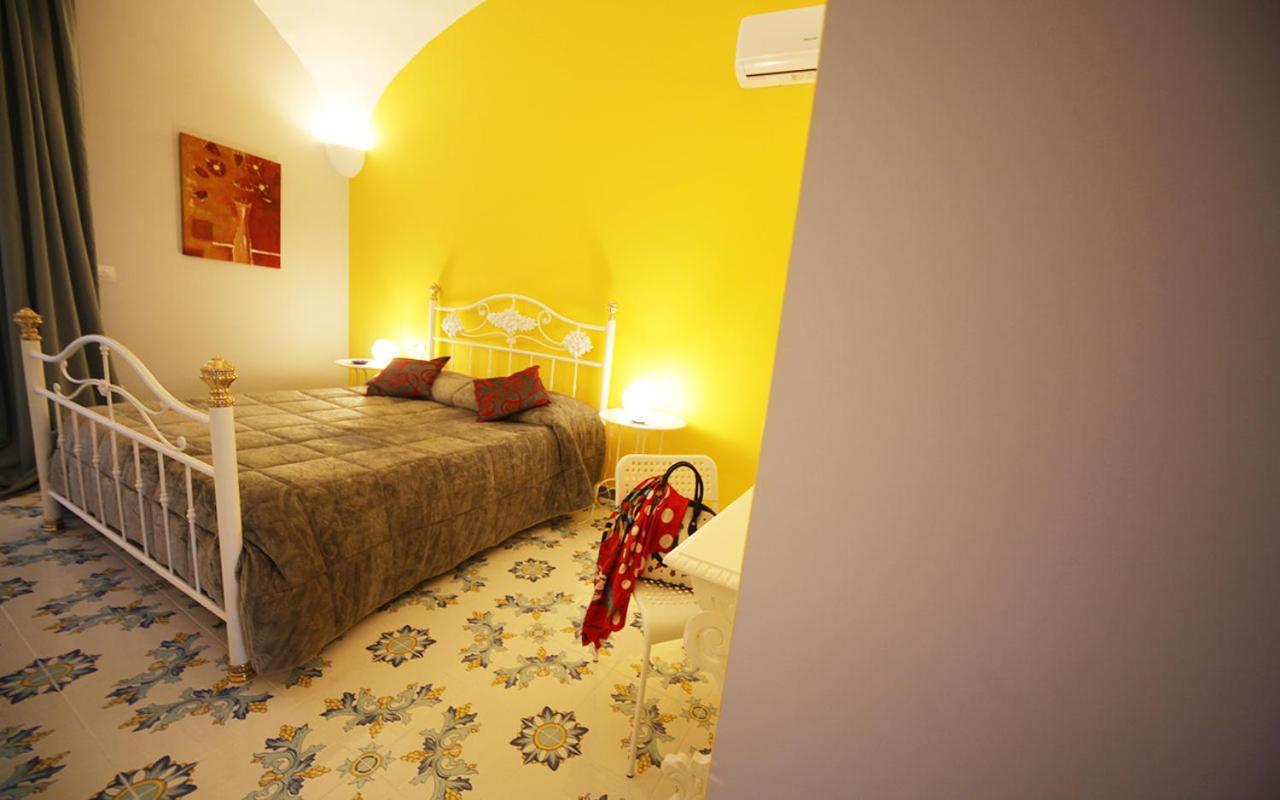 ノチェーラ・スペリオーレ Domus Vilu Bed & Breakfast エクステリア 写真