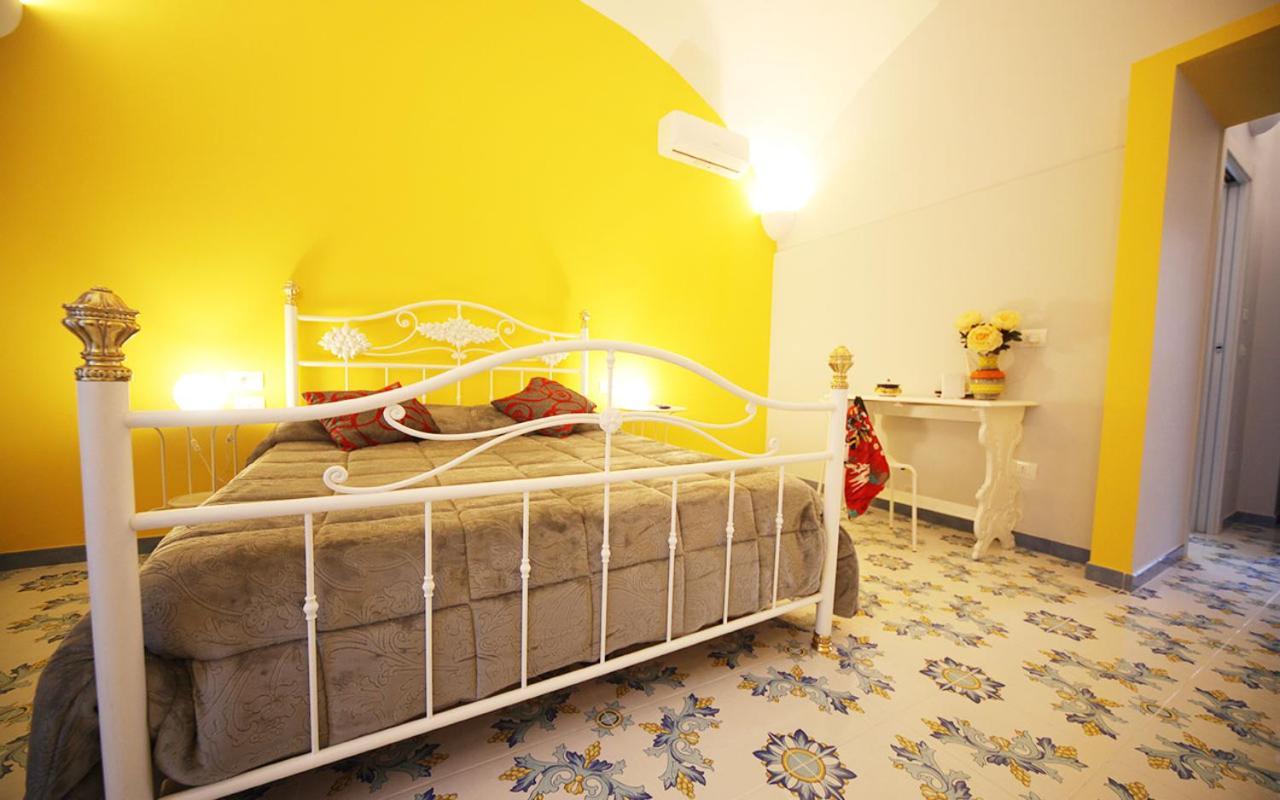 ノチェーラ・スペリオーレ Domus Vilu Bed & Breakfast エクステリア 写真